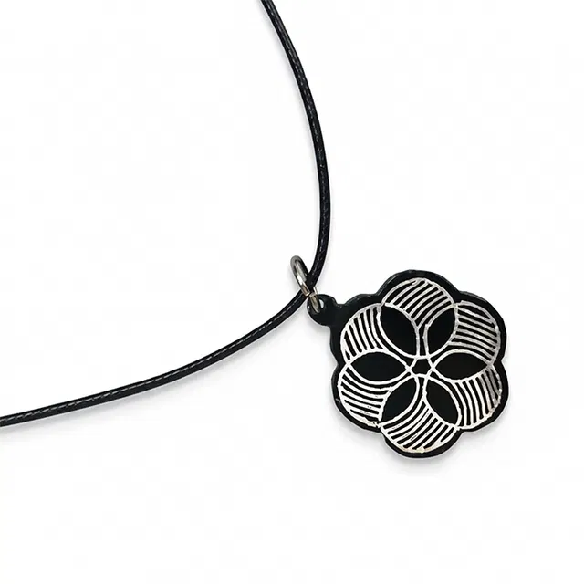 Bidriware Silver Inlay 6 Circles Pendant