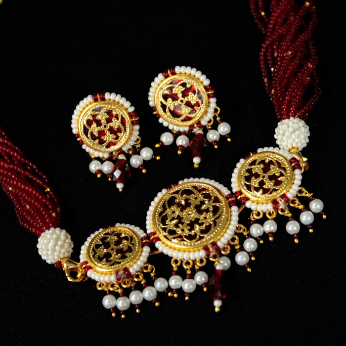 Thewa Red Star Round 23kt Gold Jewellery Set