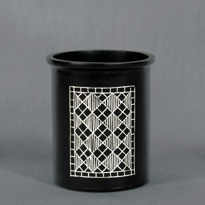 Bidriware Silver Inlay Pen Holder