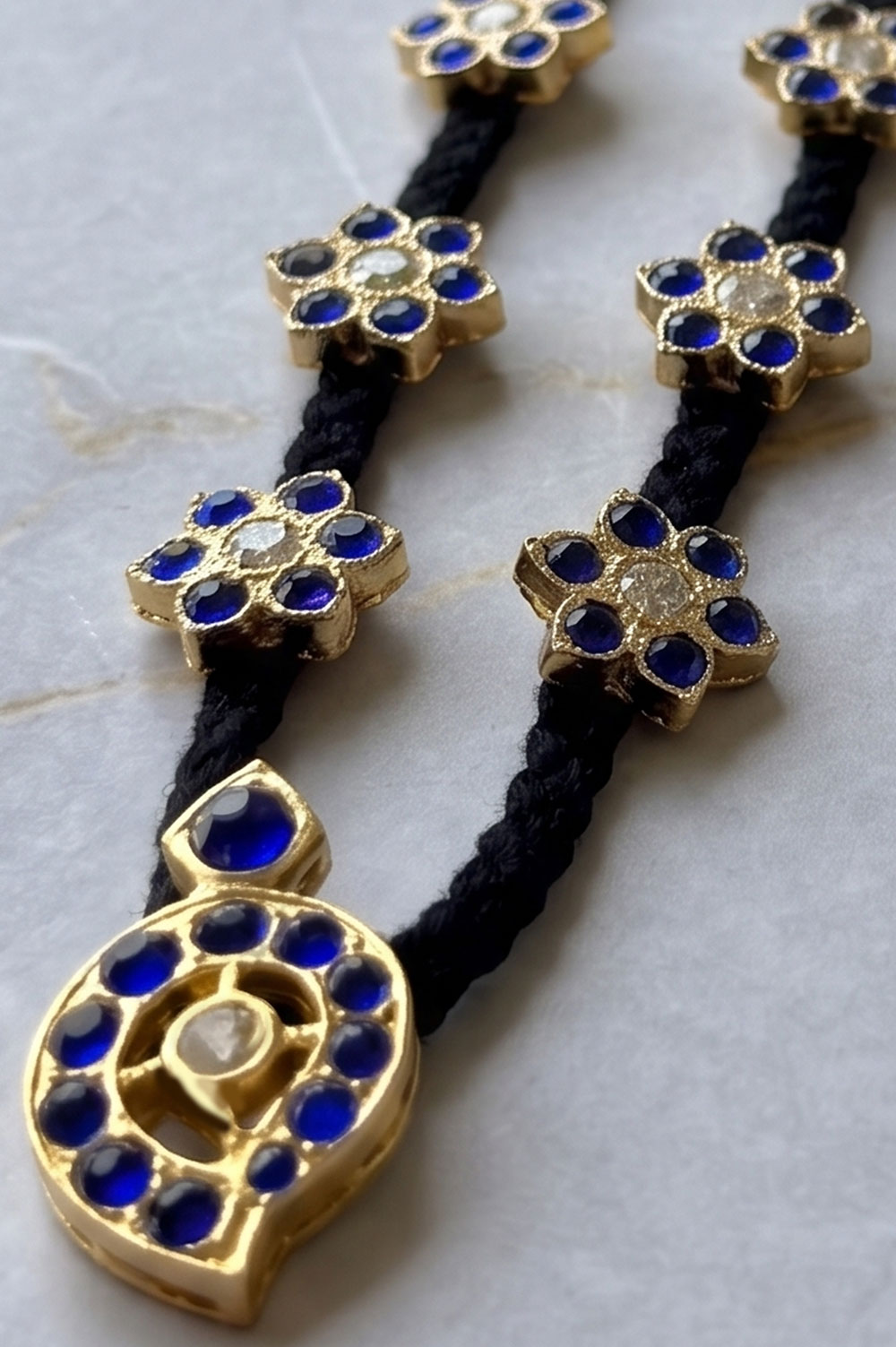 Nagercoil Temple Jewellery Choker - Silver (45%): Gold (25%) : Stones(30%)