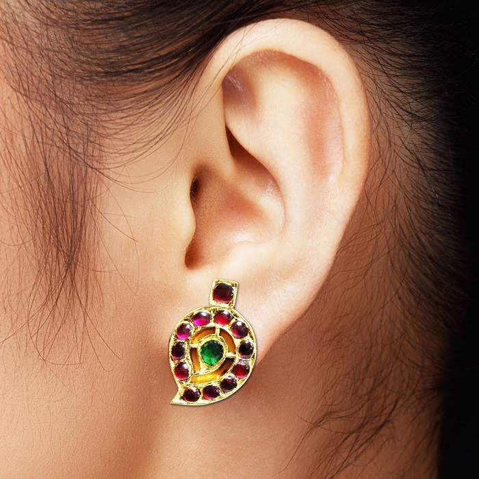 Nagercoil Temple Jewellery Ear Stud - Silver (45%): Gold (25%) : Stones(30%)