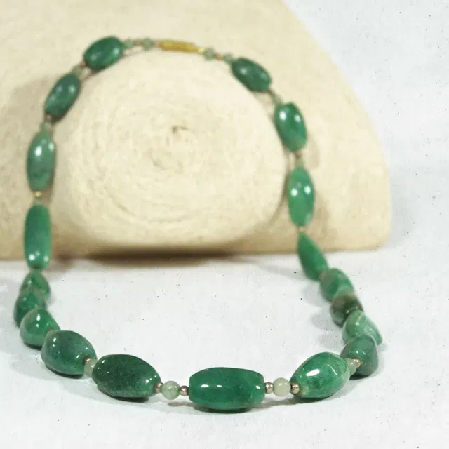 Cambay Agates Necklace Green Oval