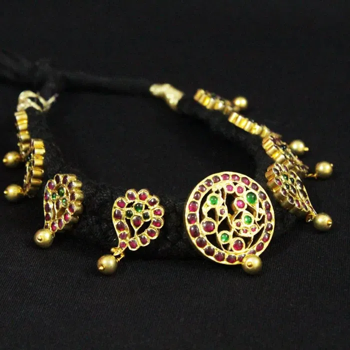 Nagercoil Temple Jewellery Choker - Silver (45%): Gold (25%) : Stones(30%)