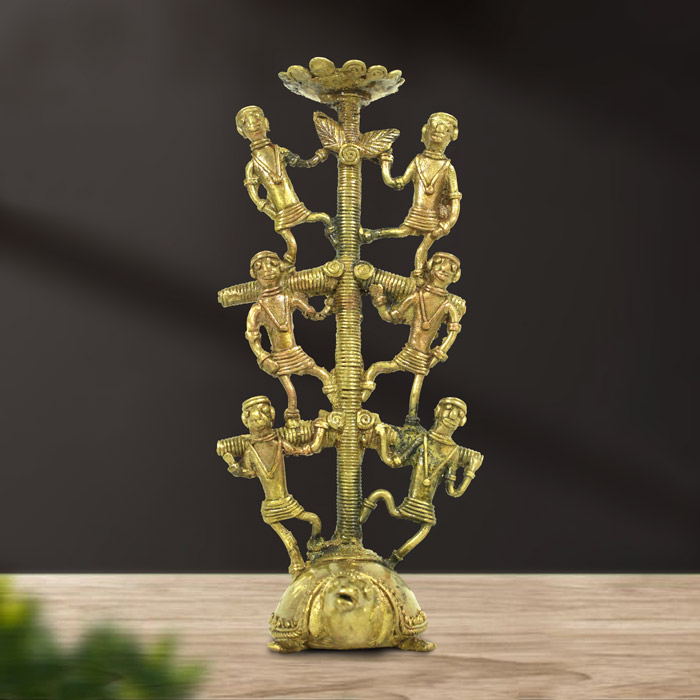 Bastar Dhokra Turtle with Men Candle Stand (9.4 Inches)