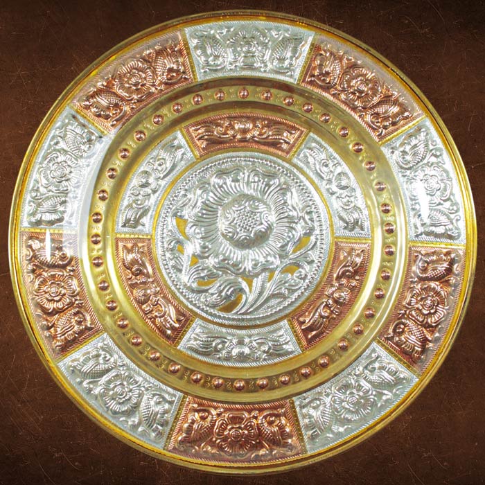 Engraved Flower Thanjavur Art Plate (7 to 16 Inches)