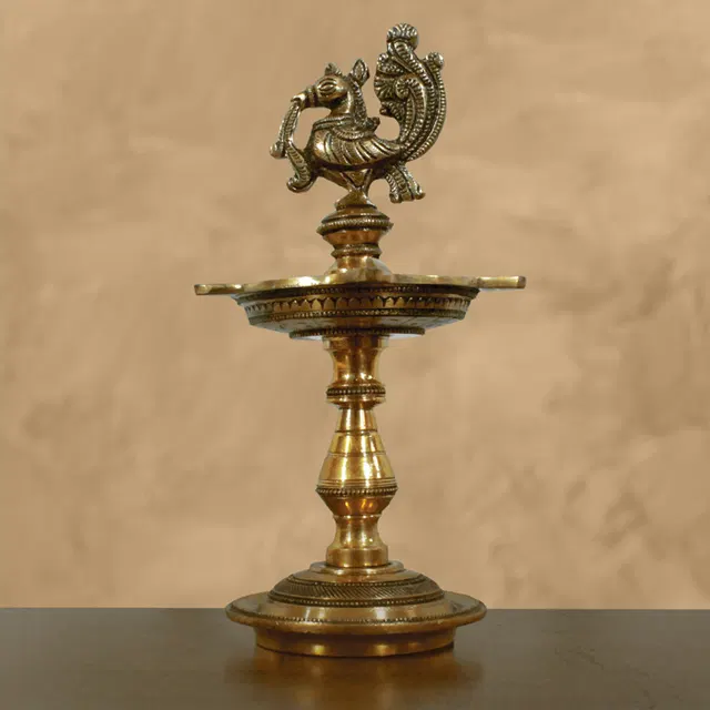 Moradabad Brass Craft Diya Single (0.9-1Kg)