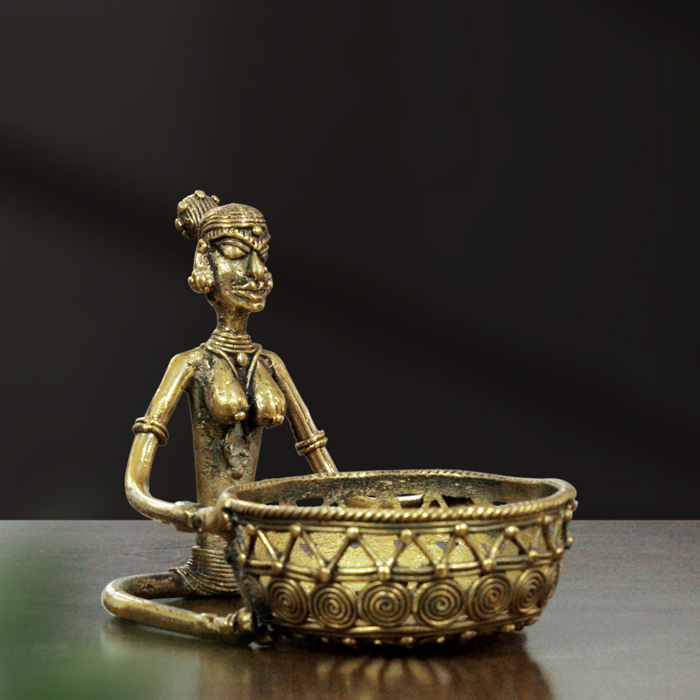 Bastar Dhokra Art Women Basket