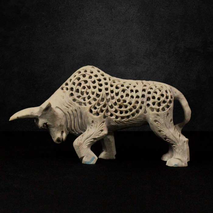 Varanasi Soft Stone Jali Bull Under Cut (4 Inches)