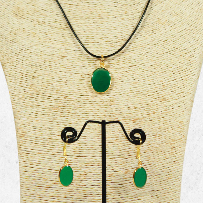 Cambay Agates Earring & Pendent Set