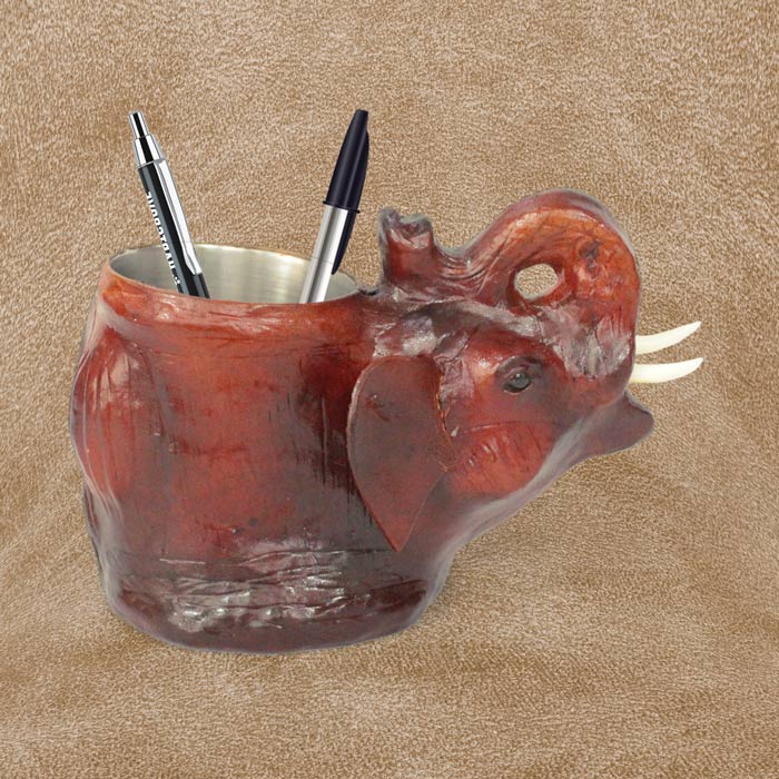 Indore Leather Craft Elephant Pen Stand