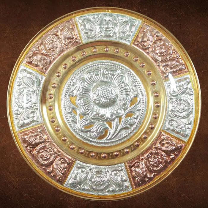 Engraved Flower Thanjavur Art Plate (7 to 16 Inches)