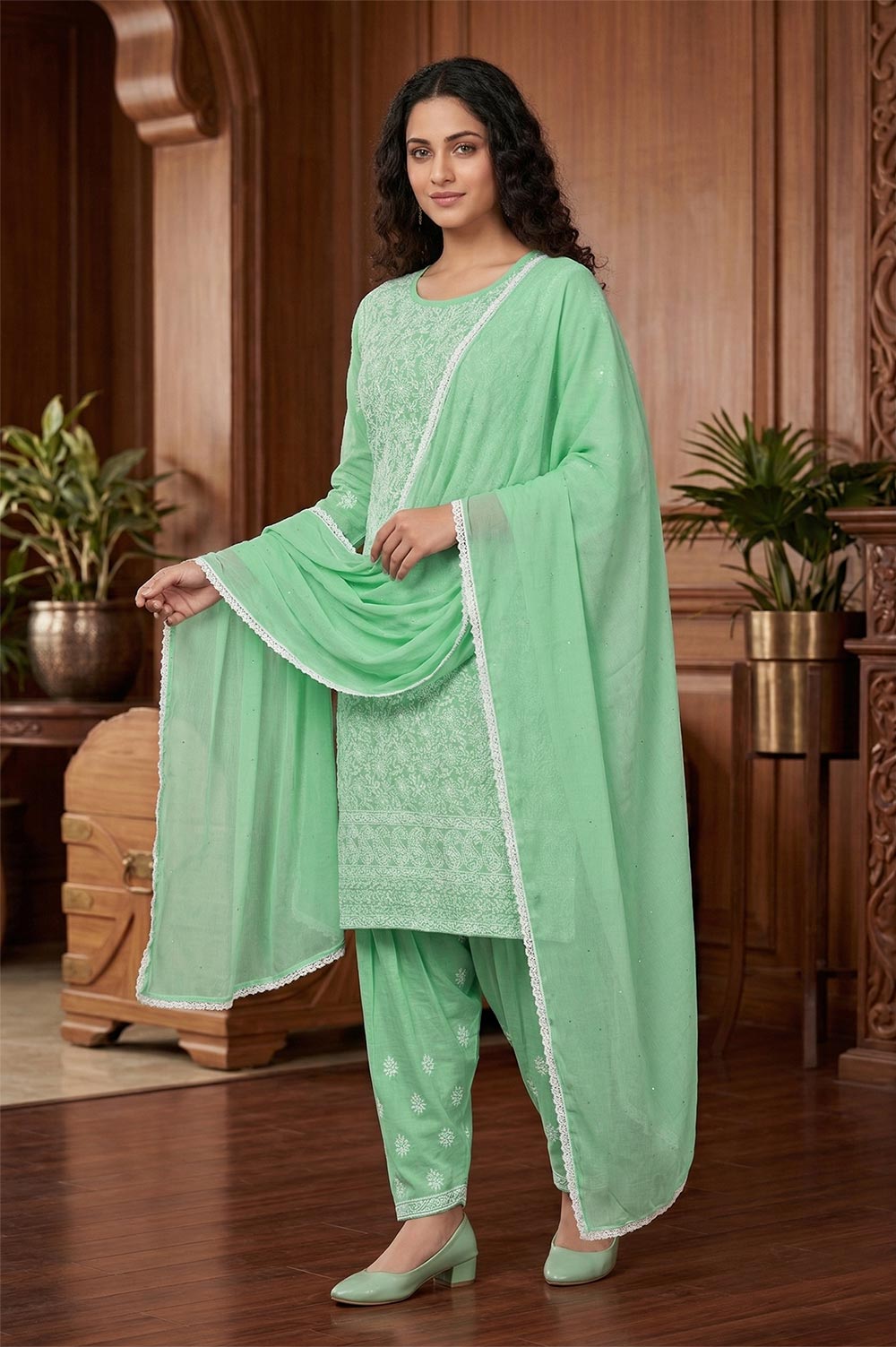 Lucknow Chikankari Hand Embroidered Salwar Suit Set