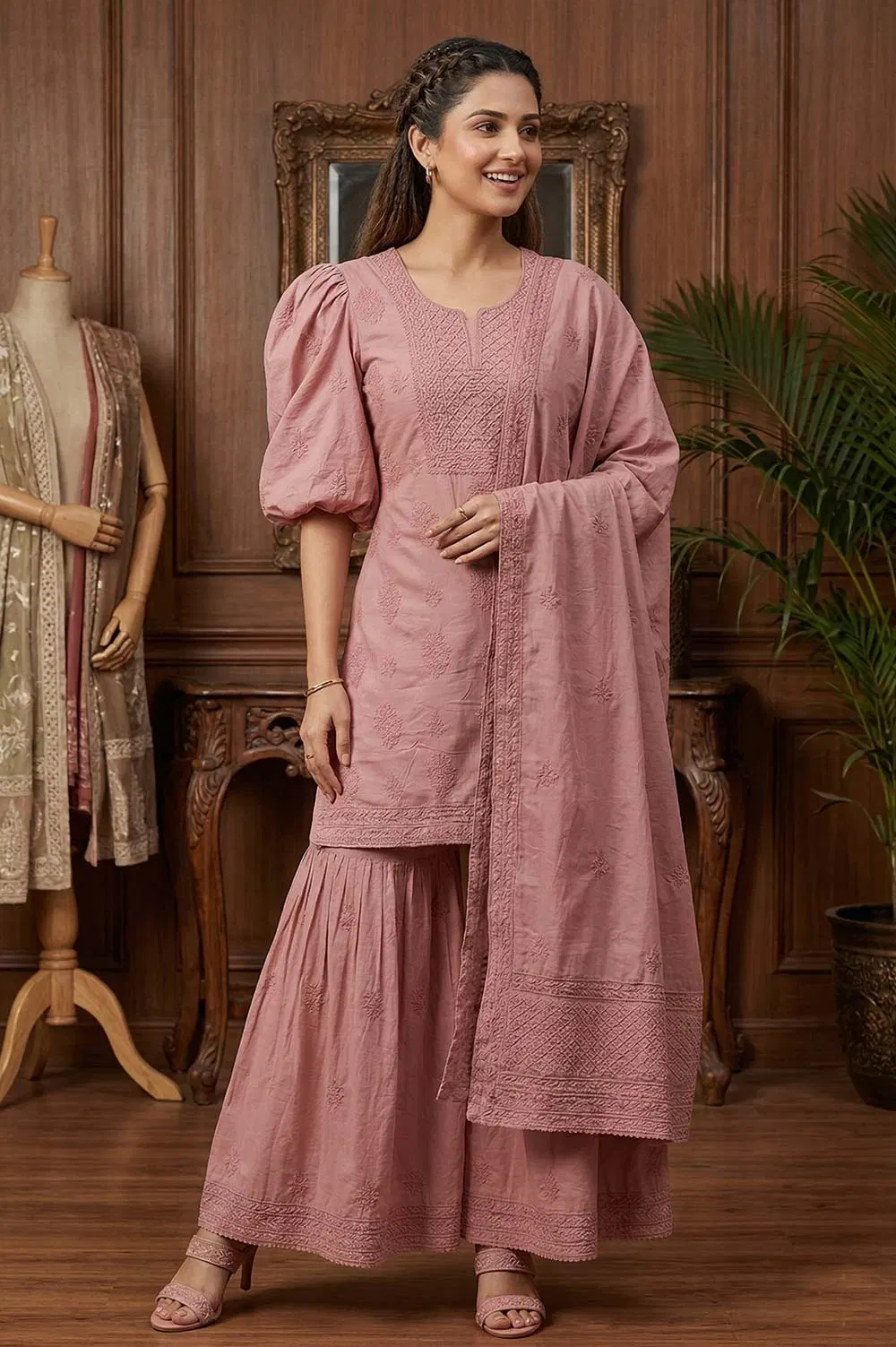Lucknow Chikankari Hand Embroidered Salwar Suit Set