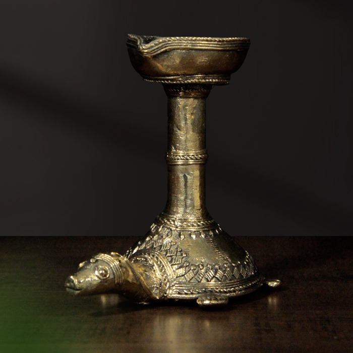 Bastar Dhokra Turtle Candle Stand (5.5 Inch)