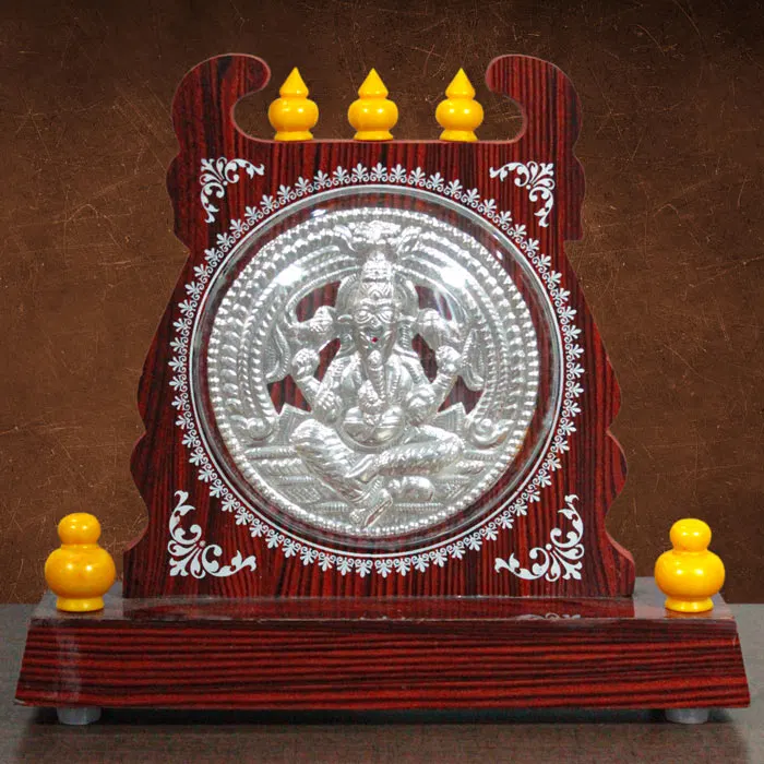 Thanjavur Art Plate Ganesha Temple (Memento) - 4.5 Inch Dia