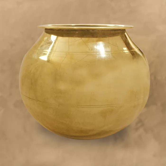 Mirzapur Brass Utensils - Pot (2.5 & 10 litre)
