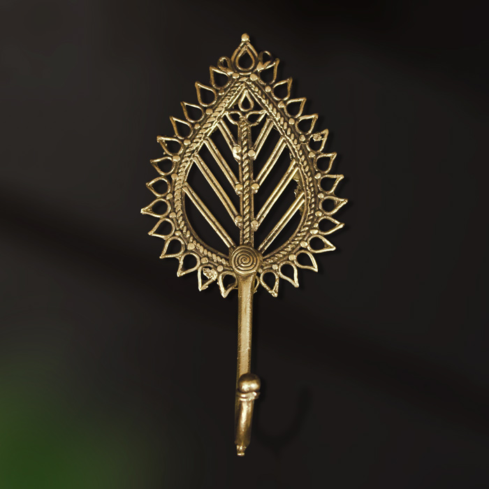 Bastar Dhokra craft Leaf Key Hanger