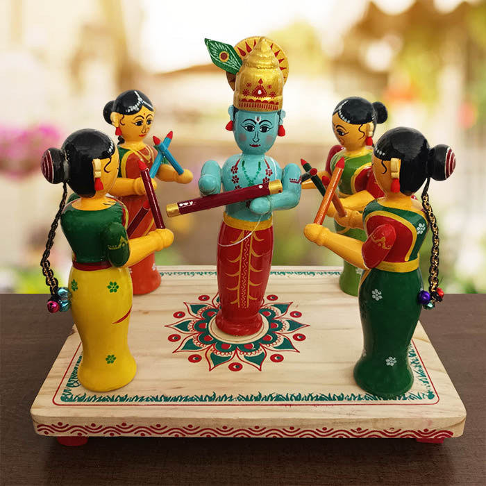Etikoppaka Toys - Krishna with Gopikas (9 inch)