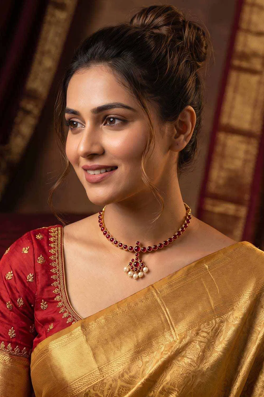 Nagercoil Temple Jewellery Choker - Silver (45%): Gold (25%) : Stones(30%)