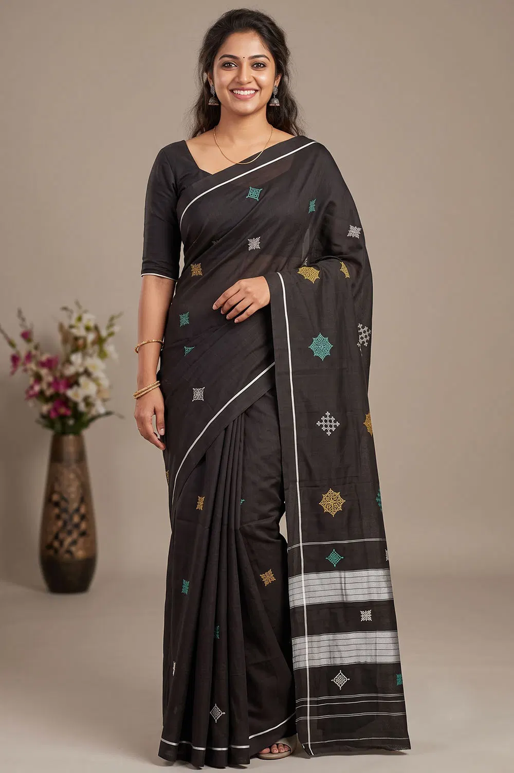 Kasuti Hand Embroidery on ilkal Cotton Saree