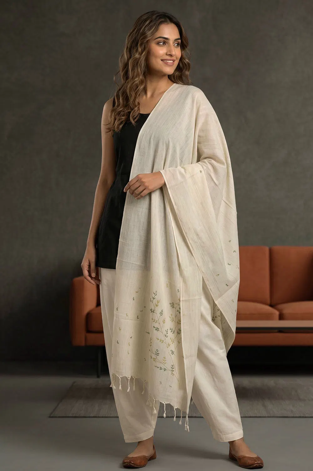 Kasuti Hand Embroidery on Cotton Stole