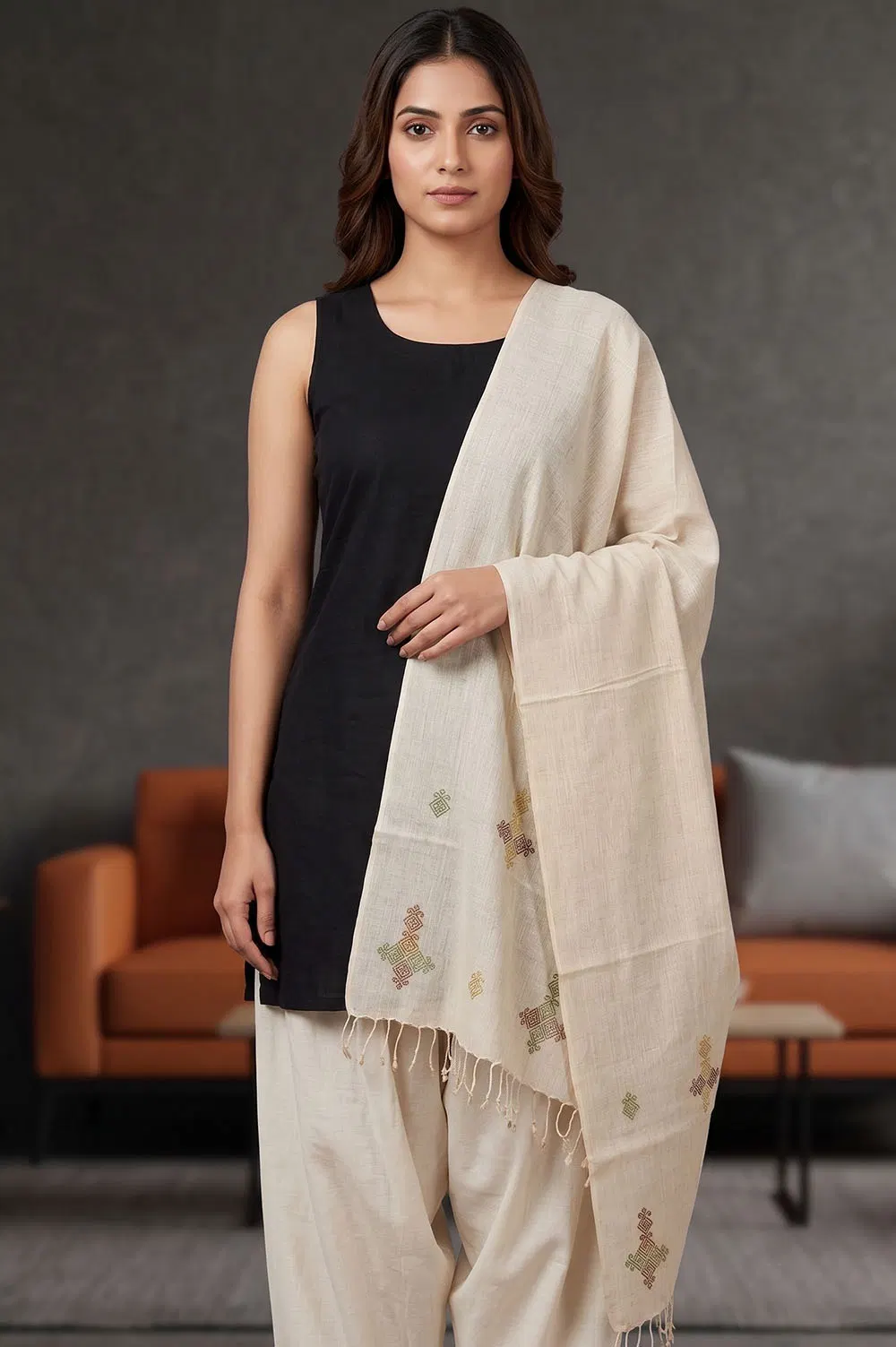 Kasuti Hand Embroidery on Cotton Stole