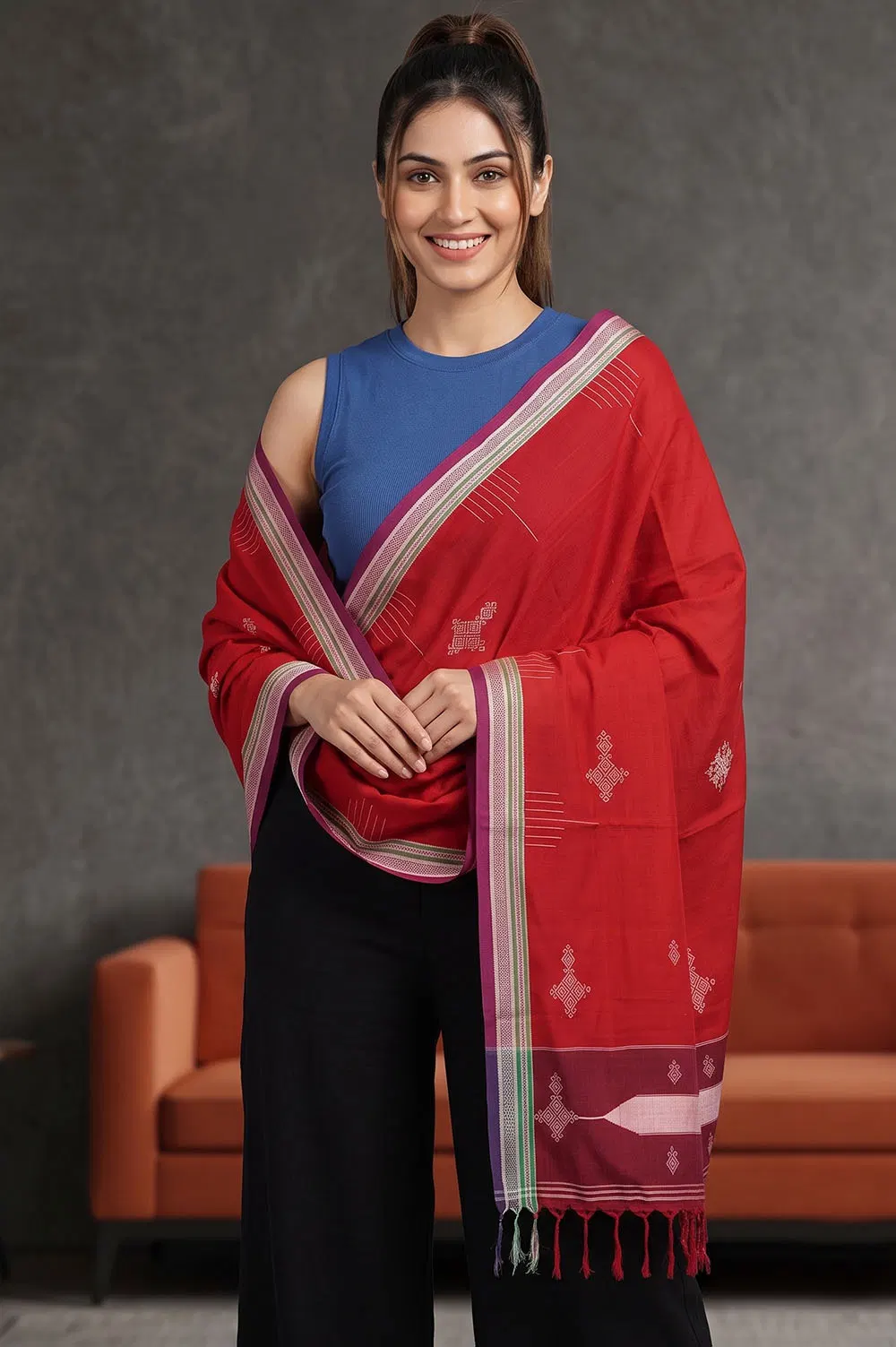 Kasuti Hand Embroidery on Ilkal Handloom Dupatta