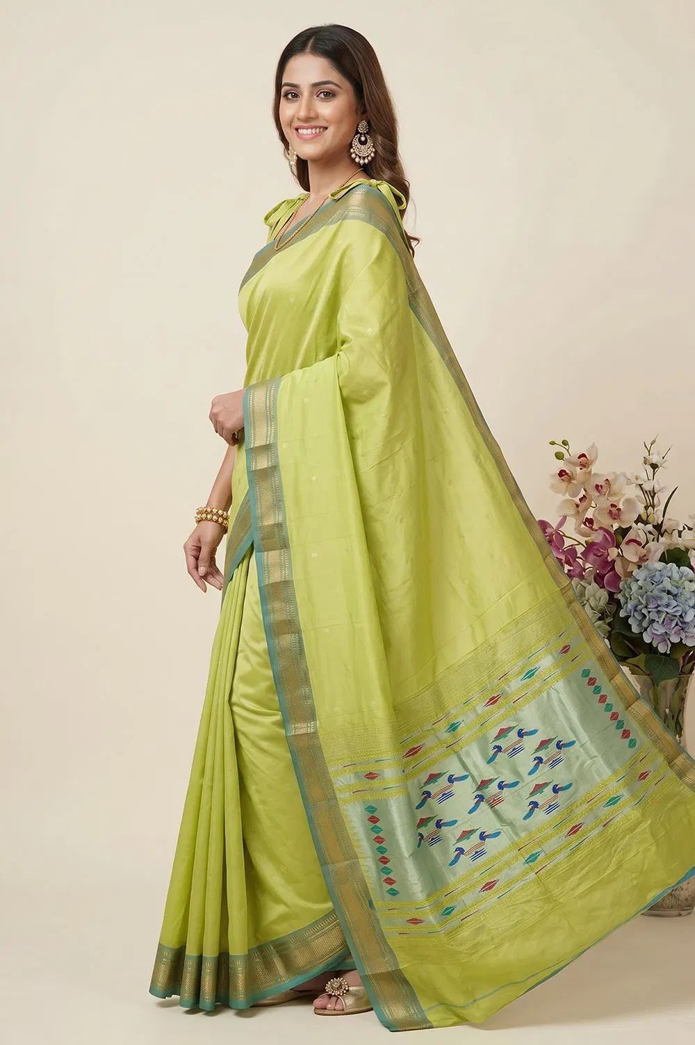 Authentic Paithani Handloom Pure Silk Saree (Double Pallu Medium Motif)