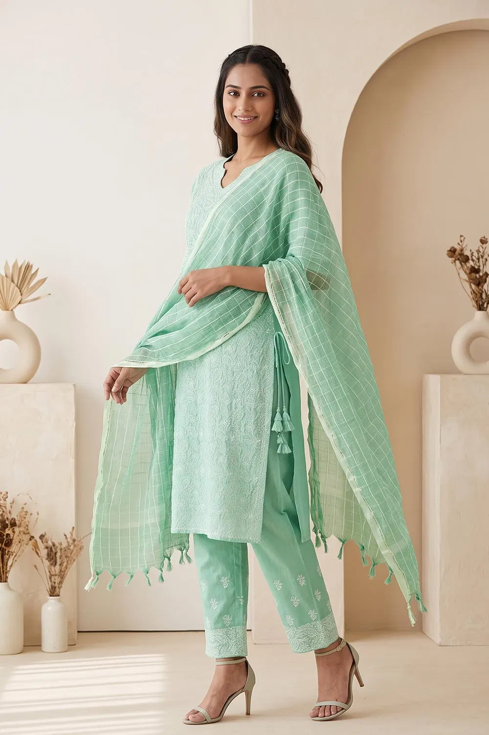 Lucknow Chikankari Hand Embroidered Salwar Suit Set (Unstitched)