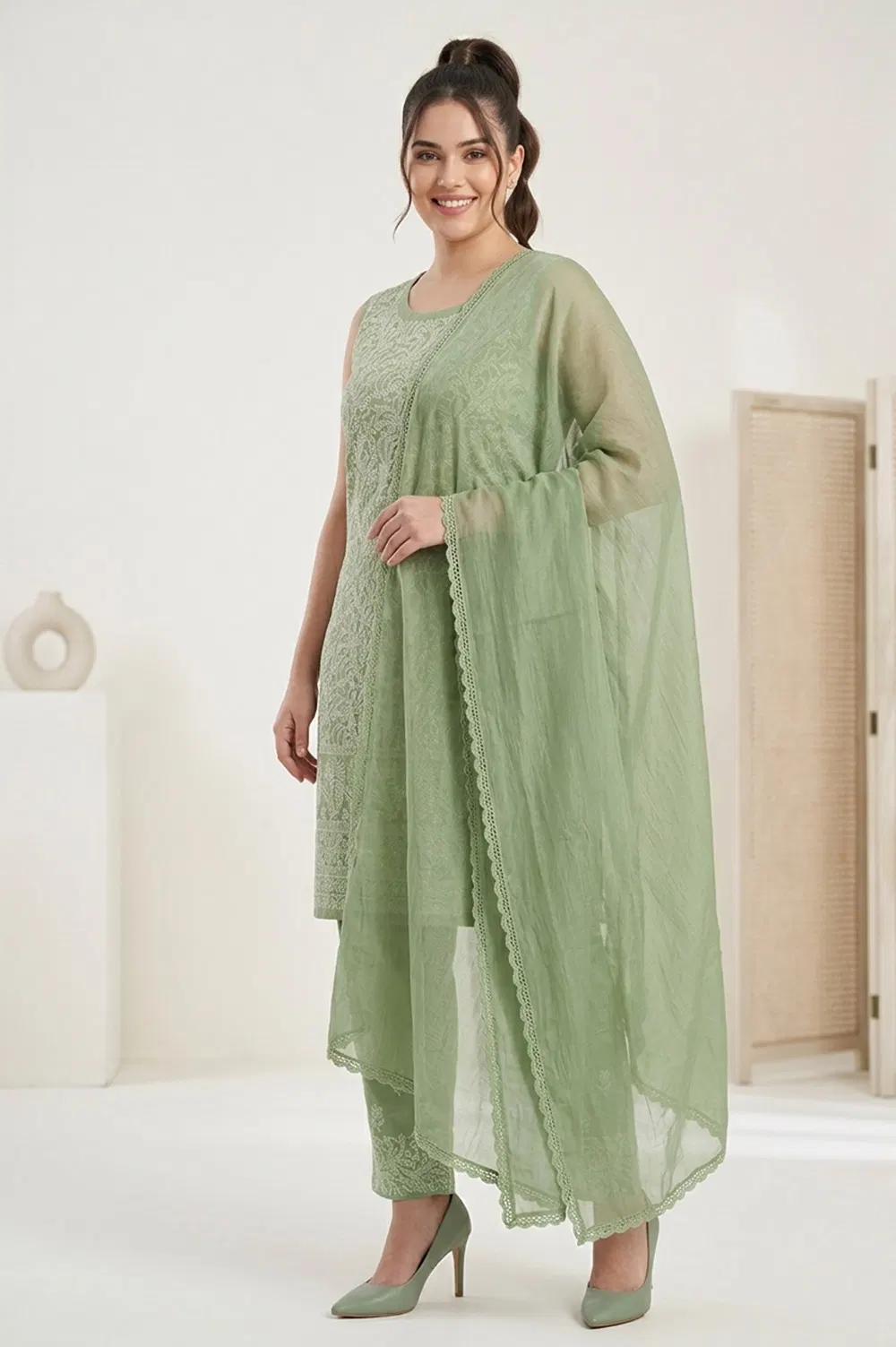 Lucknow Chikankari Hand Embroidered Salwar Suit Set