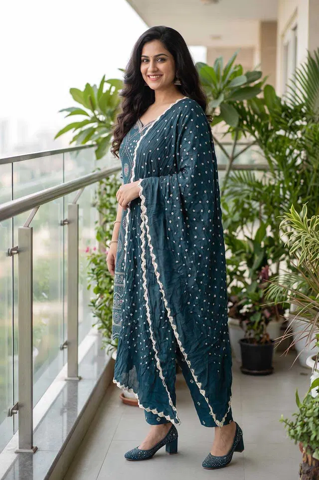 Jamnagari Bandhani Salwar Suit Dress Material (Unstitched)